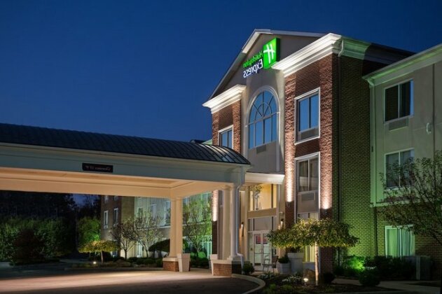 Holiday Inn Express Hotel & Suites Youngstown North-Warren/Niles - Photo2