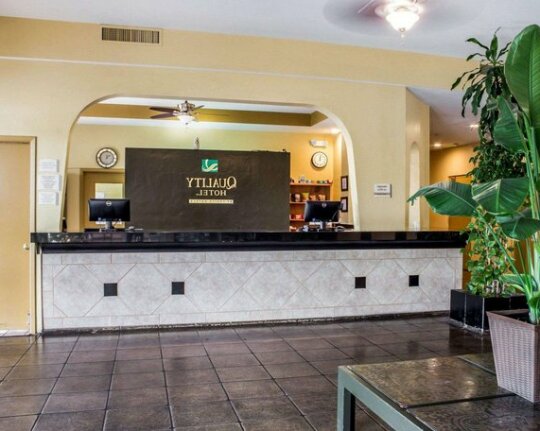 Quality Hotel Americana Nogales - Photo4