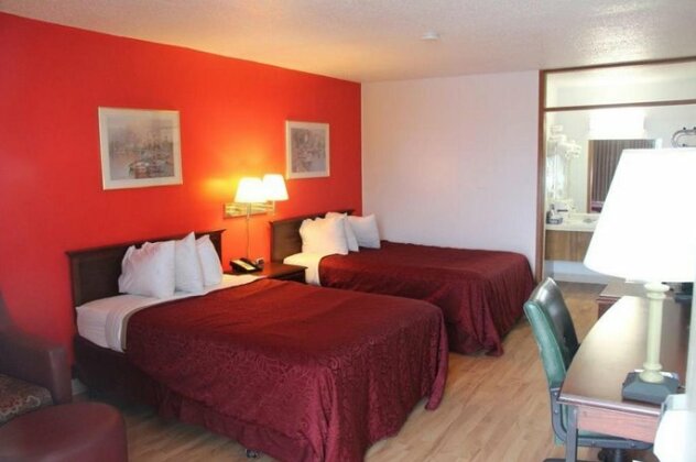 Norfolk Country Inn and Suites - Photo3