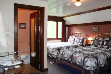 Cranmore Mountain Lodge Bed & Breakfast - Photo2