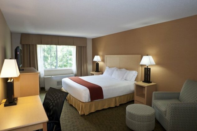 Holiday Inn Express Hotel & Suites North Conway - Photo4