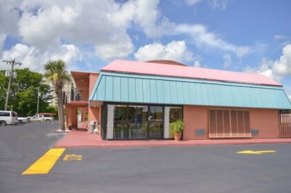 Econo Lodge North Fort Myers