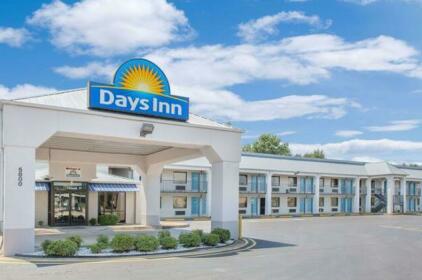 Days Inn by Wyndham N Little Rock East