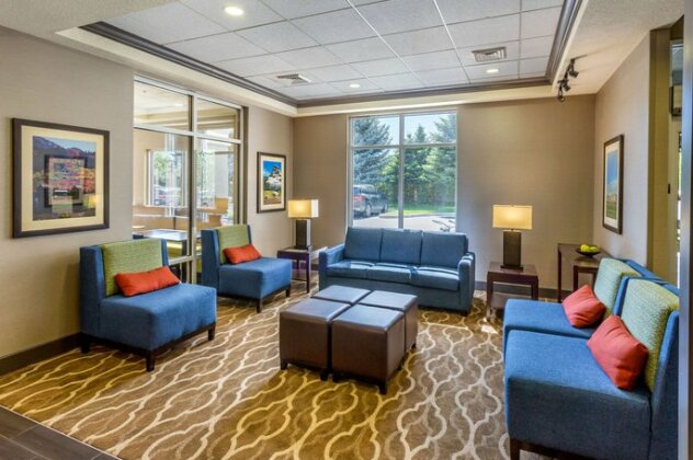 Comfort Inn & Suites North Logan - Photo4