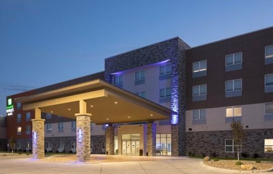 Holiday Inn Express & Suites - Dakota Dunes