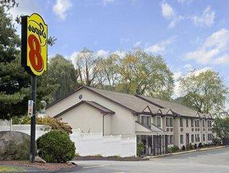 Super 8 by Wyndham Nyack NY