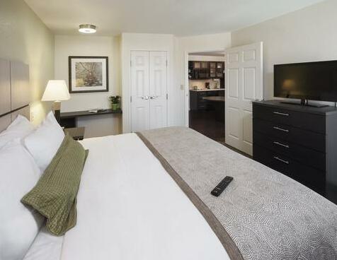 Candlewood Suites Oak Grove/Fort Campbell - Photo4