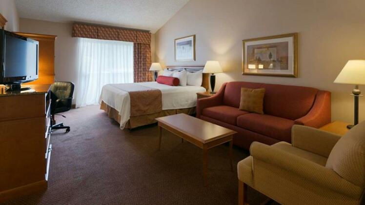 Best Western PLUS Oak Harbor Hotel and Conference Center - Photo2