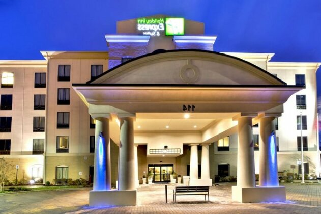 Holiday Inn Express & Suites Oak Ridge - Photo2