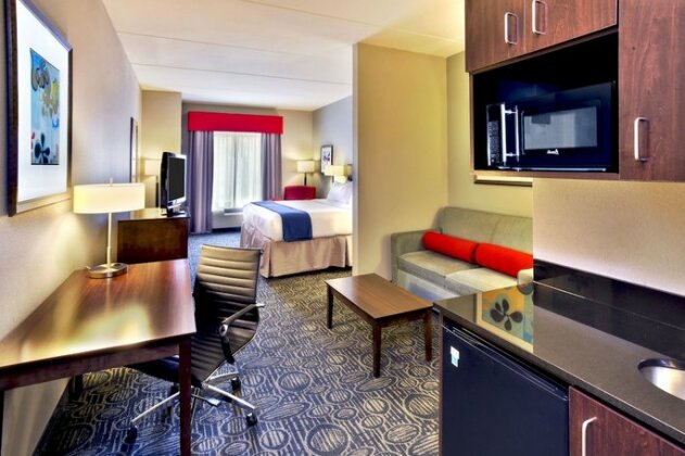 Holiday Inn Express & Suites Oak Ridge - Photo5