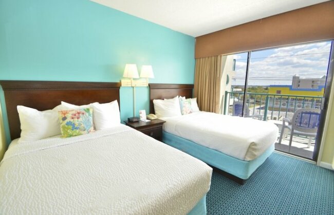 Cayman Suites Hotel - Photo2