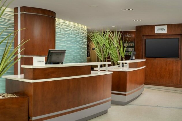 Courtyard by Marriott Ocean City Oceanfront - Photo4