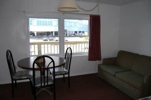 Crystal Sands Motel - Photo5