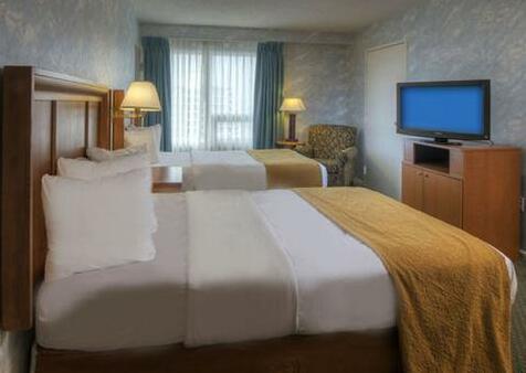 DoubleTree by Hilton Ocean City Oceanfront - Photo4
