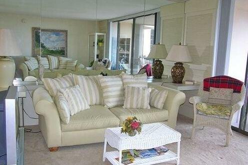 Fountainhead 209 - Photo2