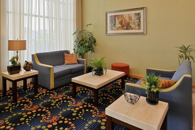 Holiday Inn Express & Suites - Ocean City - Photo3