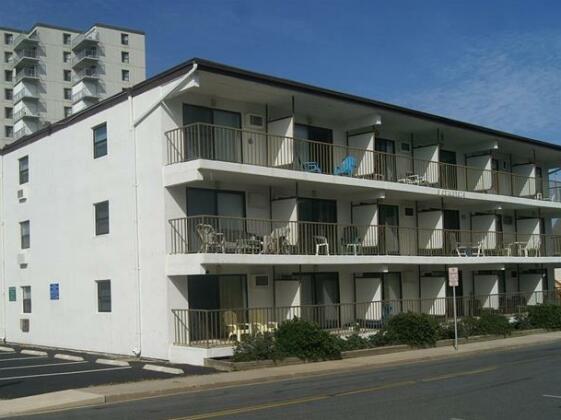 Surf Haven 202 1 Br condo by RedAwning
