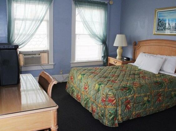 Surf Villa Hotel - Photo2