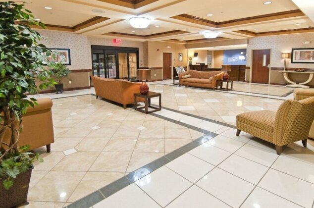 Holiday Inn Express Hotel & Suites Biloxi- Ocean Springs - Photo3