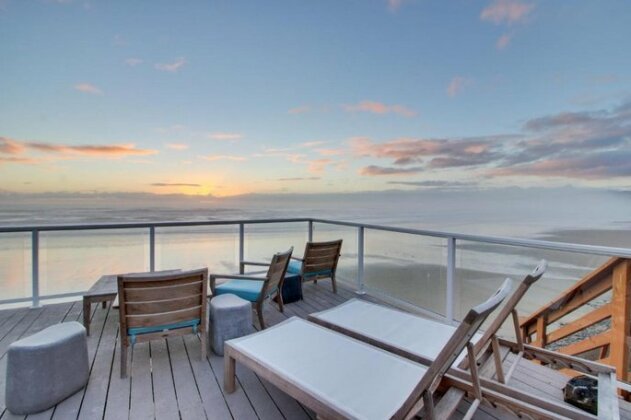 The Oceanside Inn - Photo2