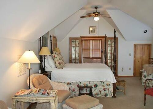 The Cove Bed & Breakfast - Photo4