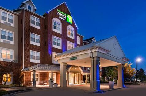 Holiday Inn Express Hotel & Suites St Louis West-O'Fallon - Photo4