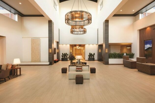 Embassy Suites Oklahoma City Downtown/Medical Center - Photo4