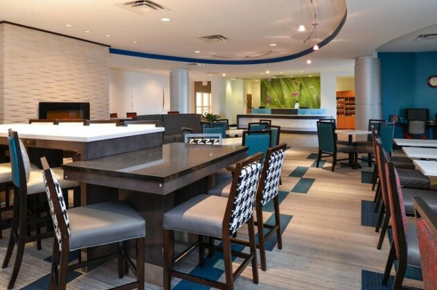 SpringHill Suites by Marriott Oklahoma City Airport - Photo3