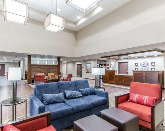 Comfort Suites West Omaha - Photo3