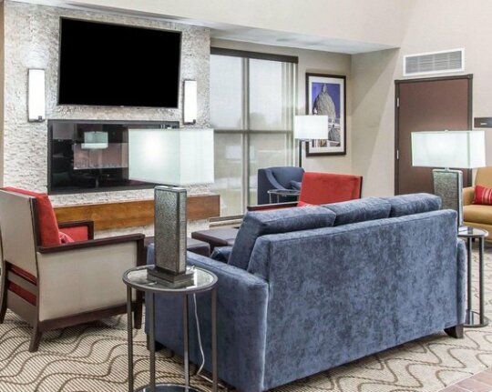 Comfort Suites West Omaha - Photo4