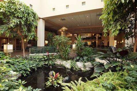 Embassy Suites Omaha - Downtown/Old Market - Photo5