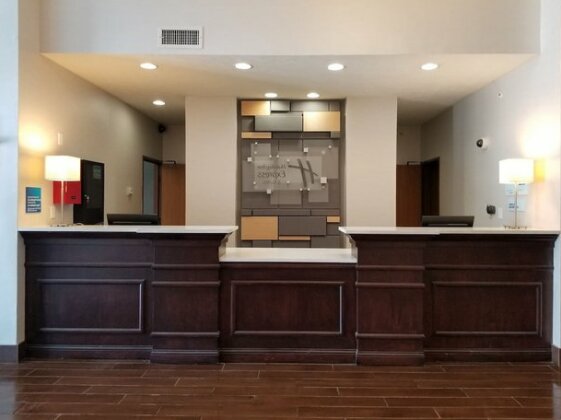Holiday Inn Express Hotel & Suites Omaha West - Photo3