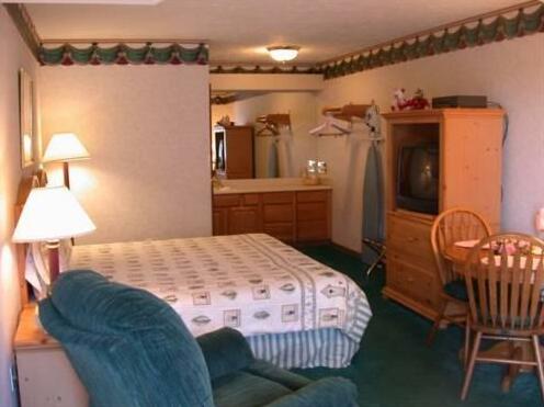 Townhouse Inn & Suites Omaha - Photo3