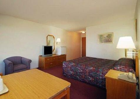 Budget Host Inn & Suites Onamia - Photo5