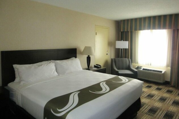 Quality Inn Oneonta Cooperstown Area - Photo4