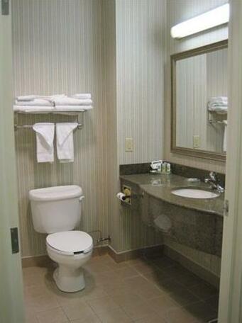 Country Inn & Suites by Radisson Mansfield OH - Photo2