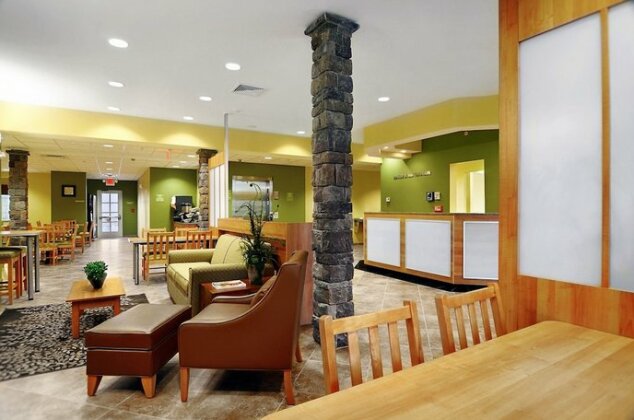 Microtel Inn and Suites by Wyndham - Photo5