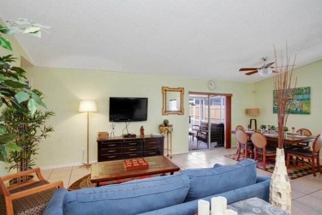 3 Bed Pool Home Just 10 Minutes From Disney - Photo2
