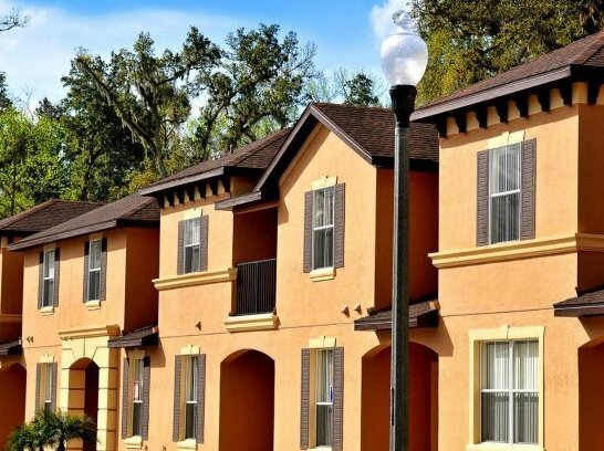 3 Br Townhome - 3 Miles To Disney Maingate East