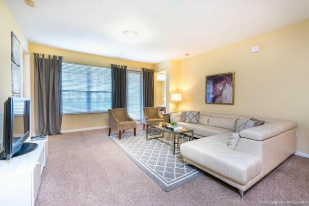 4804 Cayview Ave 105 - Photo2