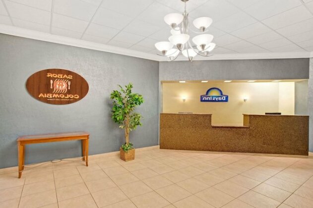 Days Inn by Wyndham Orlando Airport Florida Mall - Photo2