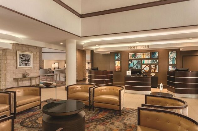 Embassy Suites by Hilton Orlando International Drive I Drive 360 - Photo4