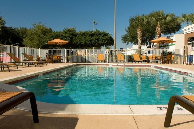 Fairfield Inn & Suites by Marriott Orlando Lake Buena Vista - Photo2