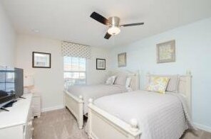 Four-Bedroom Villa at Storey Lake Downtown Kissimmee Orlando - Photo3