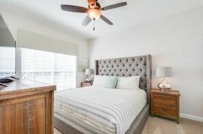 Four-Bedroom Villa at Storey Lake Downtown Kissimmee Orlando - Photo5