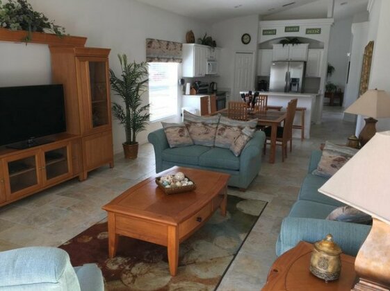 Gone 2 Florida Vacation Homes - Photo4