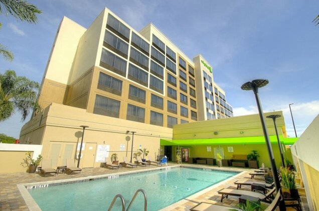 Holiday Inn Orlando East-UCF Area