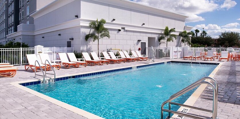 Holiday Inn & Suites - Orlando - International Dr S - Photo5