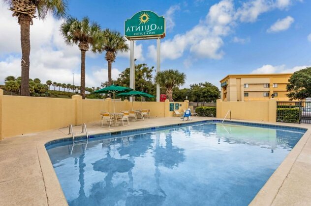 La Quinta Inn & Suites Orlando South - Photo4