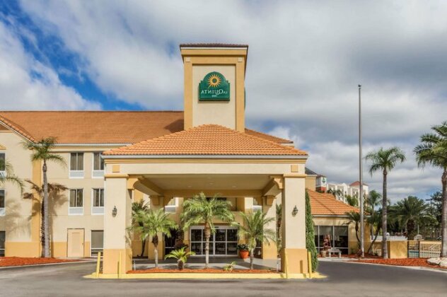 La Quinta Inn & Suites Orlando Universal Area - Photo2